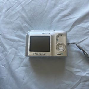 Hp photosmart 318 Compact digital camera (untested)